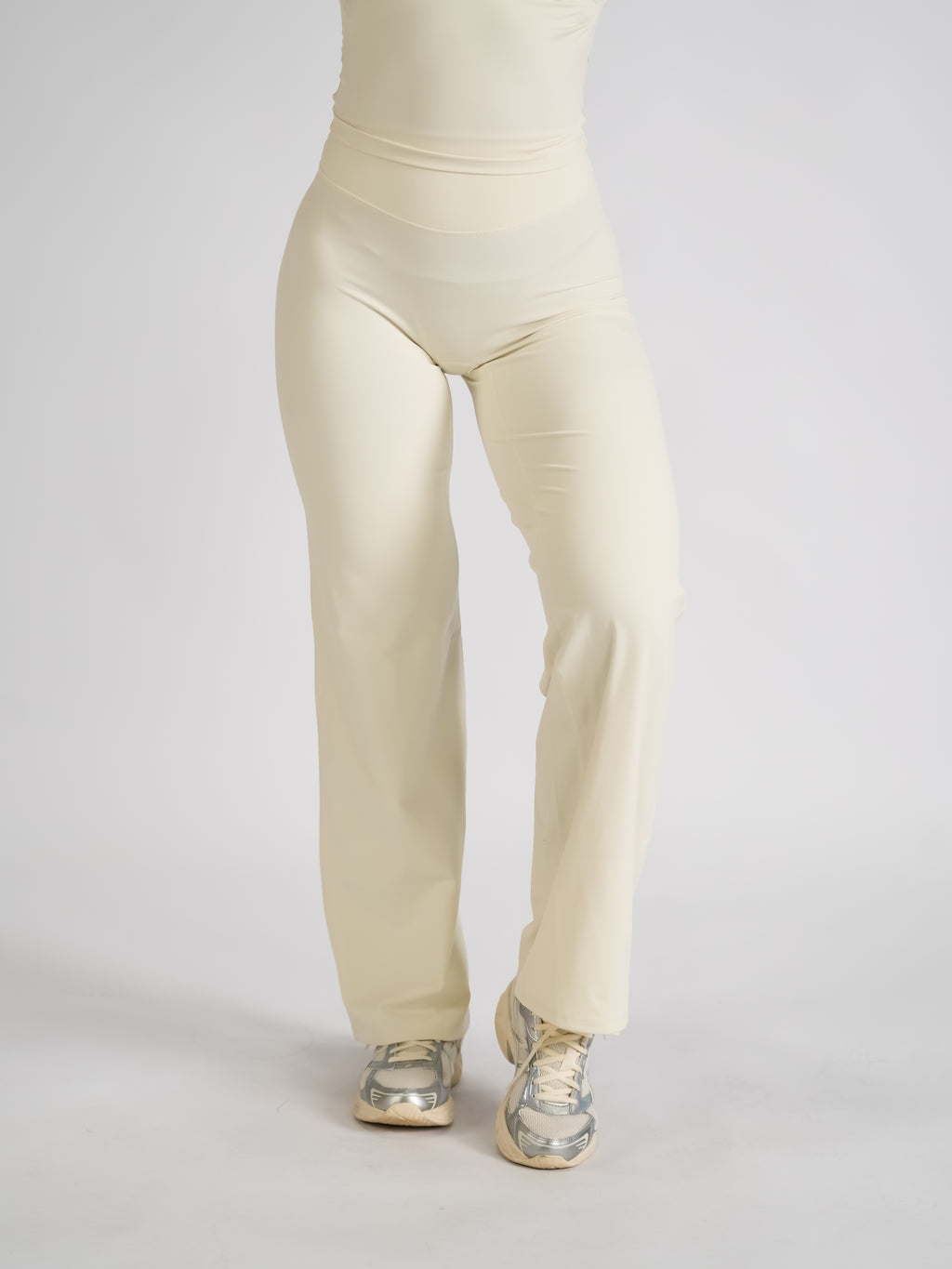 Classic Straight Leg Pants Buttercream STANDARD LENGTH